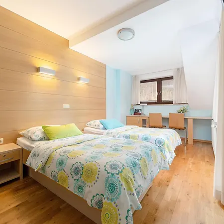 בית הארחה Gostilna Lipan 3*