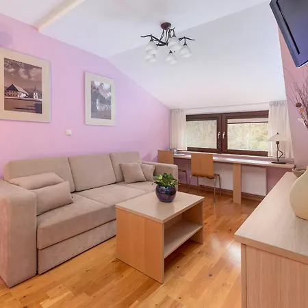 בית הארחה Gostilna Lipan Gorenja Vas (Gorenja Vas-Poljane)