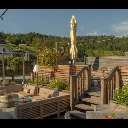 Gasthuis Gostilna Lipan