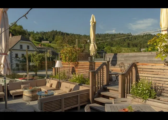 Hiša za goste Gostilna Lipan